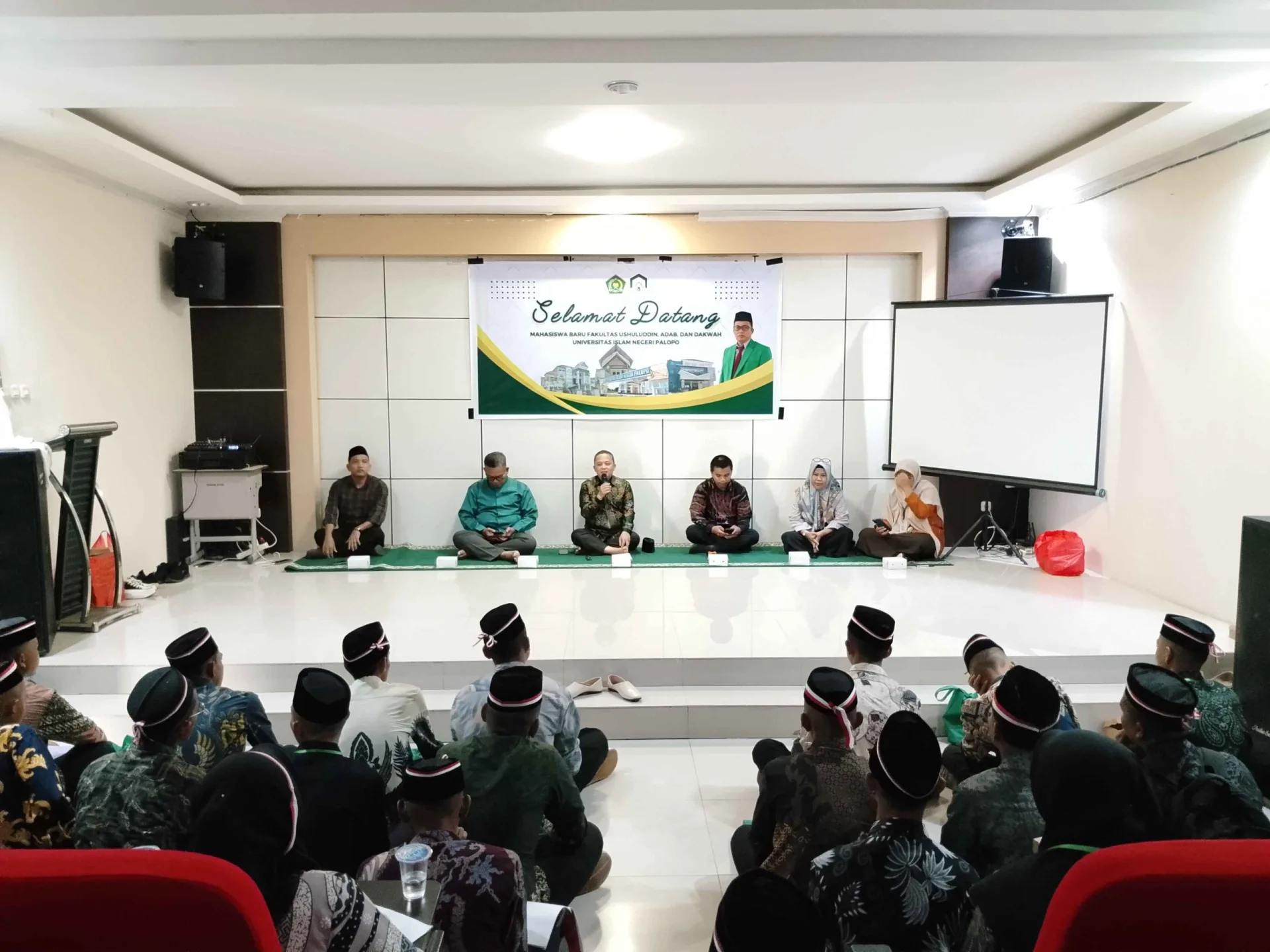 Penyambutan Mahasiswa Baru FUAD UIN Palopo Tahun Akademik 2025/2026