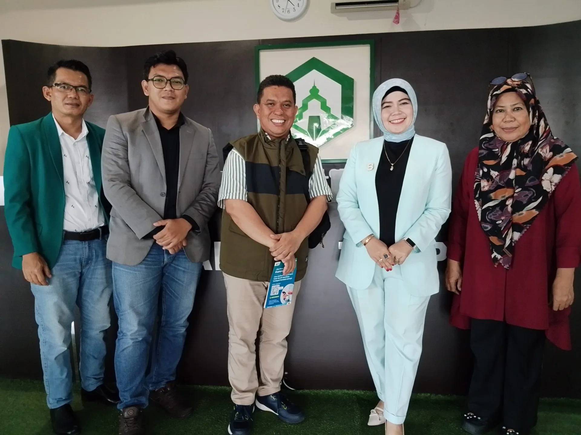 Tim Ultimate Service Trainer Kunjungi FUAD UIN Palopo untuk Evaluasi Layanan